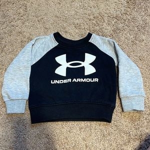 Under Armour 12M sweatshirt